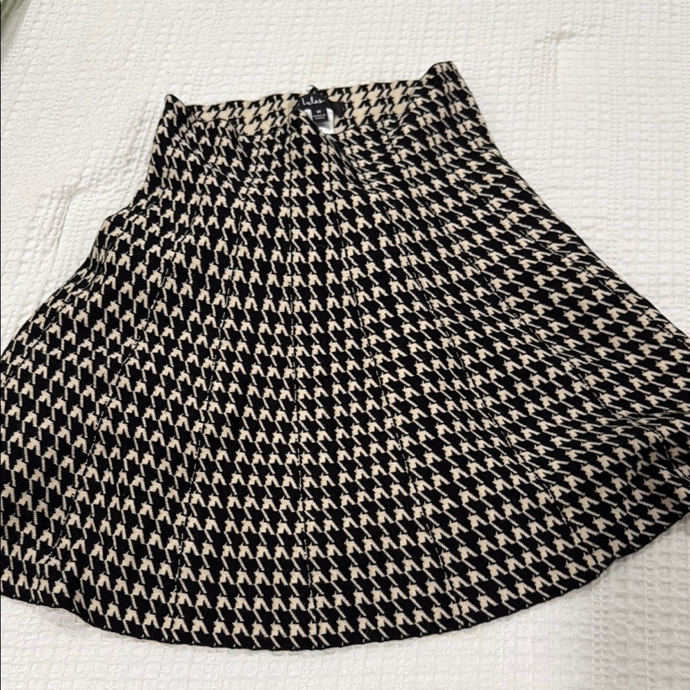 Lulu's Classic Black and White Houndstooth Midi Skirt - Picture 3 of 5